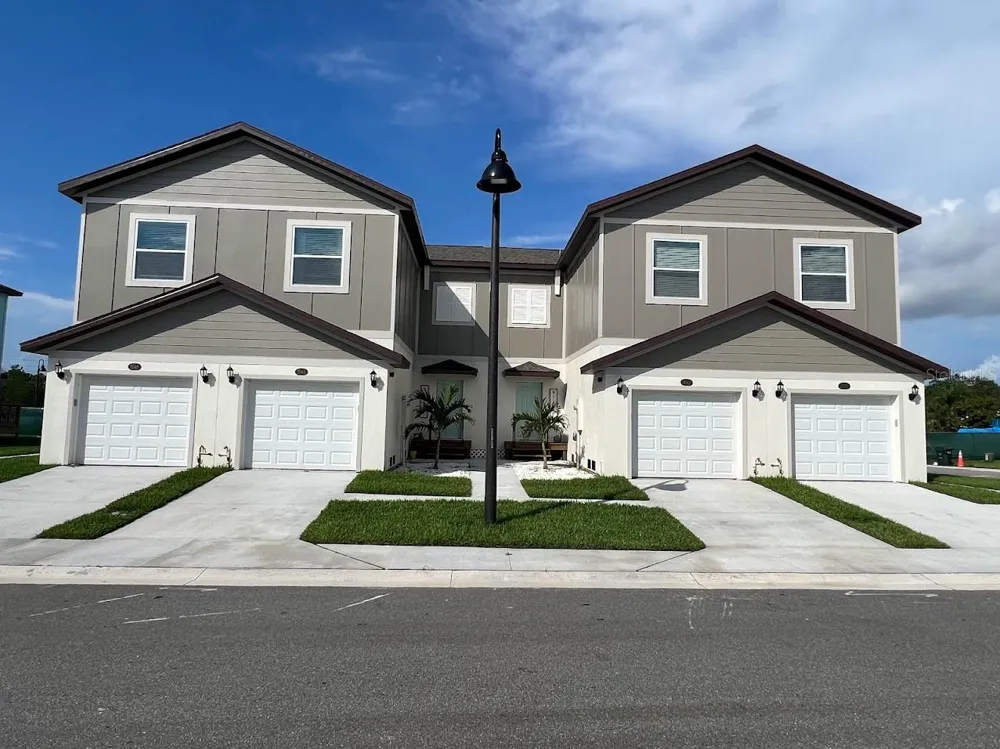 2101 SEBRING PLACE Clearwater, FL 33760