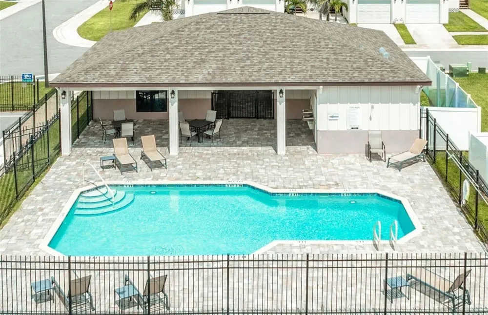 2101 SEBRING PLACE Clearwater, FL 33760