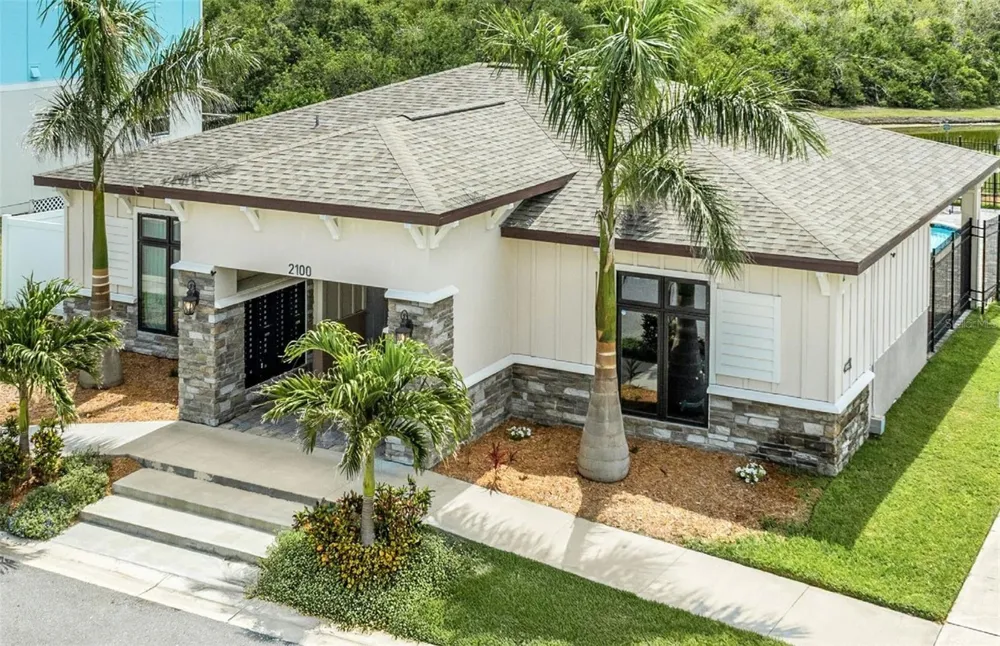 2101 SEBRING PLACE Clearwater, FL 33760