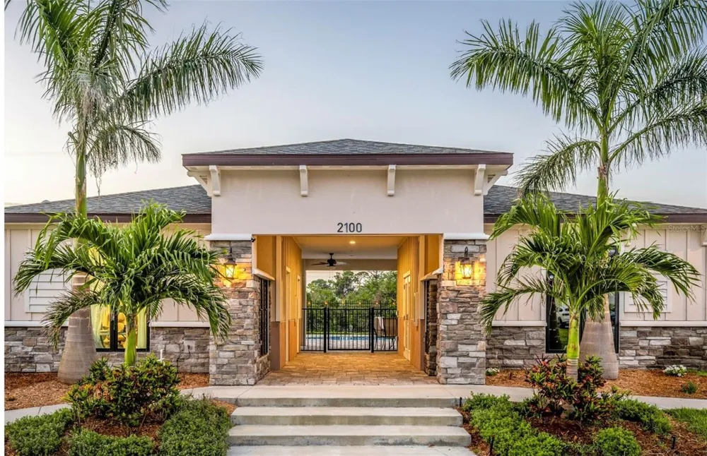 2101 SEBRING PLACE Clearwater, FL 33760
