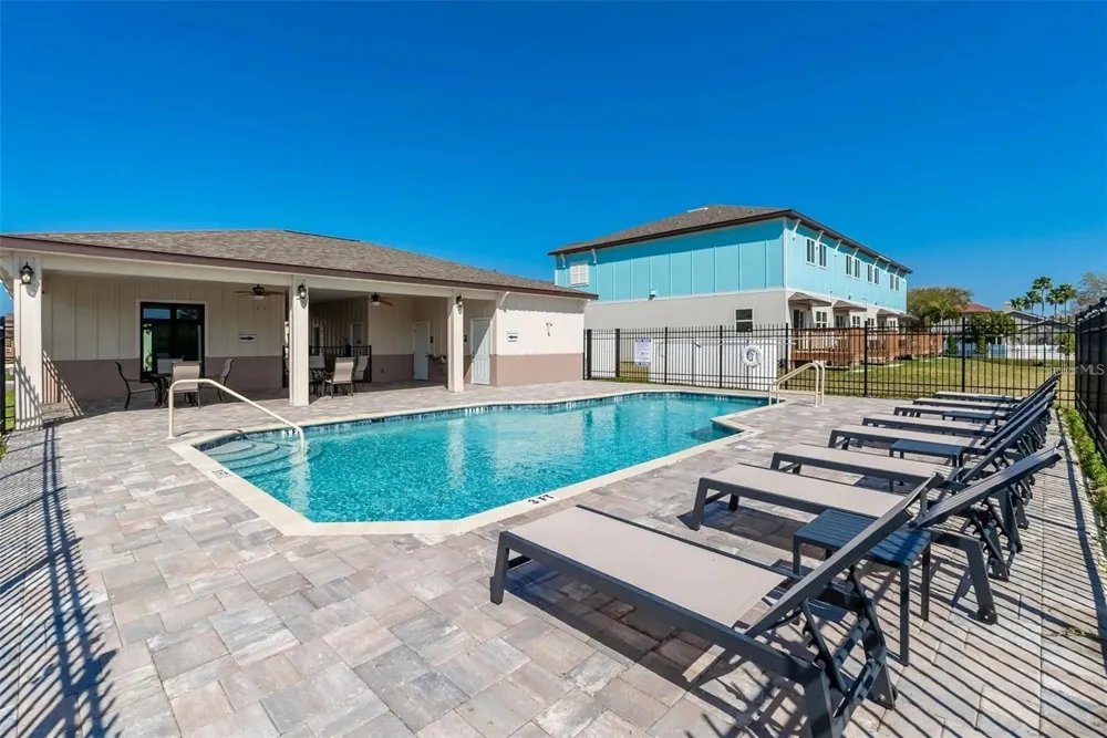 2101 SEBRING PLACE Clearwater, FL 33760