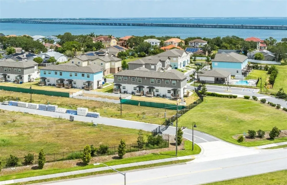 2101 SEBRING PLACE Clearwater, FL 33760