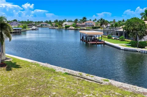 1674 Briarwood Court