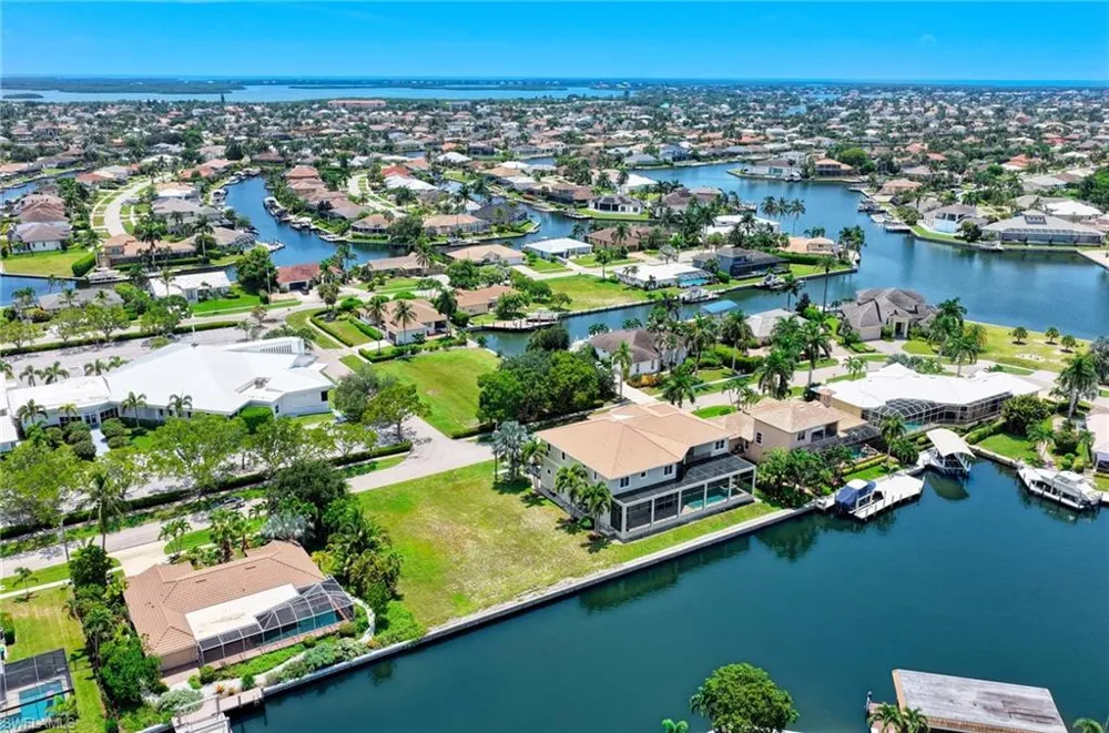 1674 Briarwood Court Marco Island, FL 34145