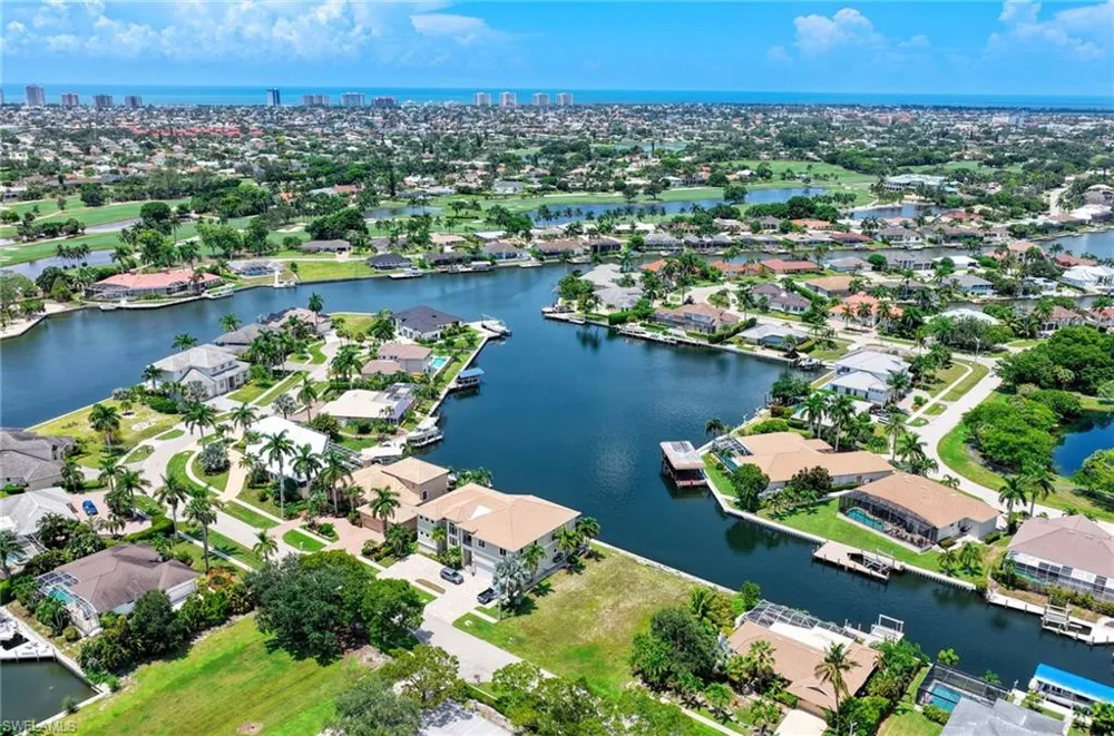 1674 Briarwood Court Marco Island, FL 34145