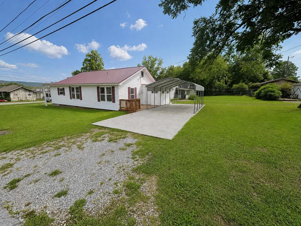 1100 Elm Avenue South Pittsburg, TN 37380