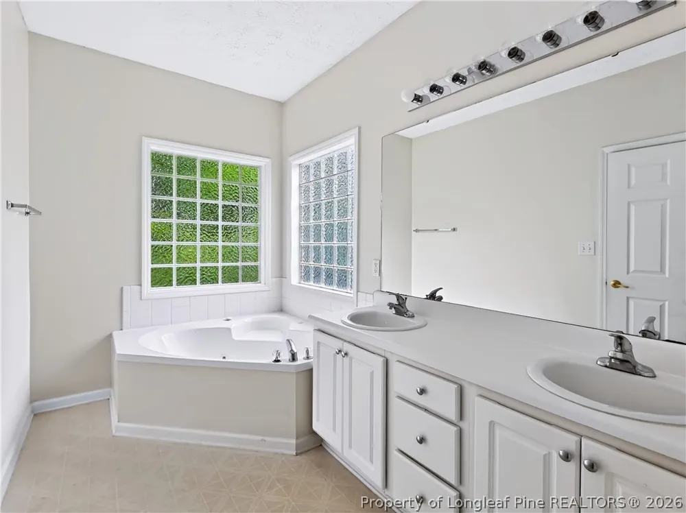 532 Lionshead Road #8 Fayetteville, NC 28311
