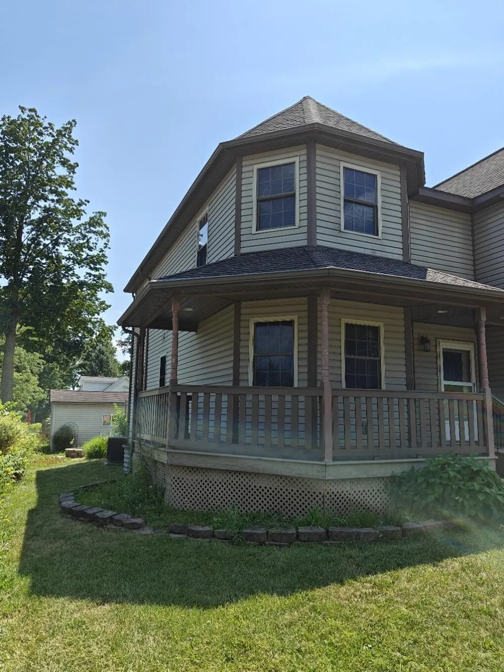 22301 Forest Avenue Cassopolis, MI 49031