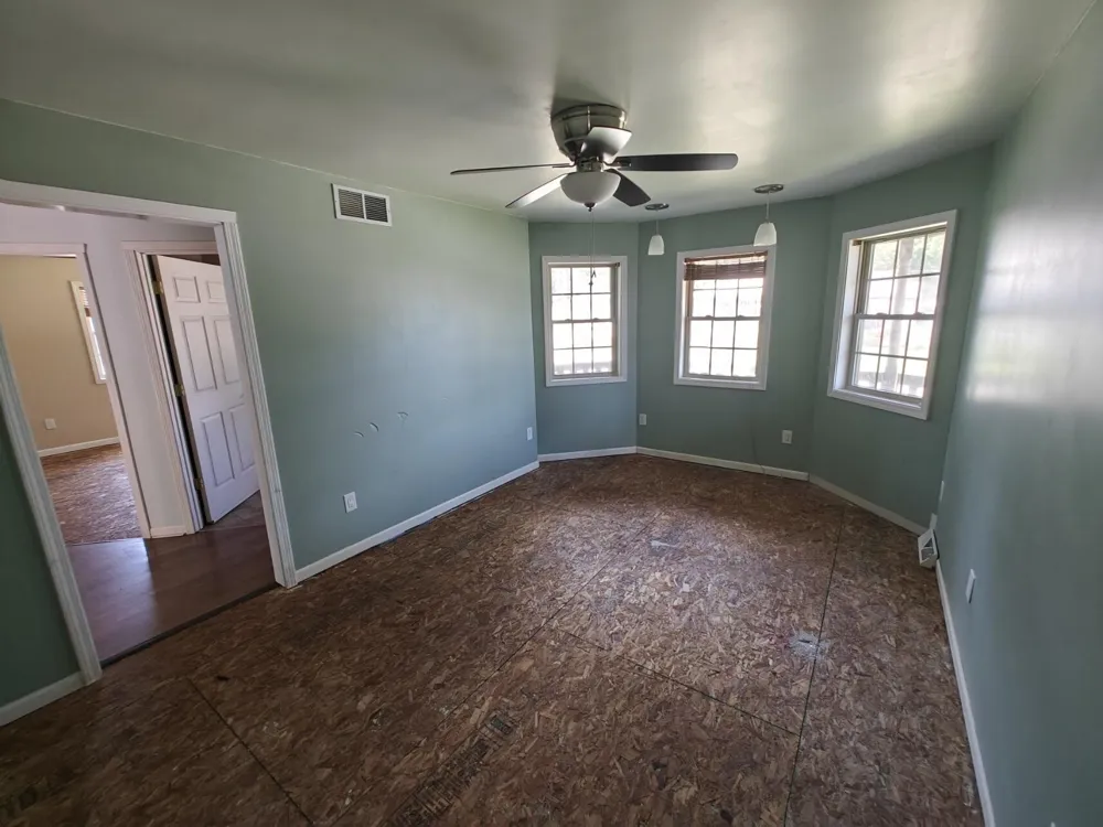 22301 Forest Avenue Cassopolis, MI 49031