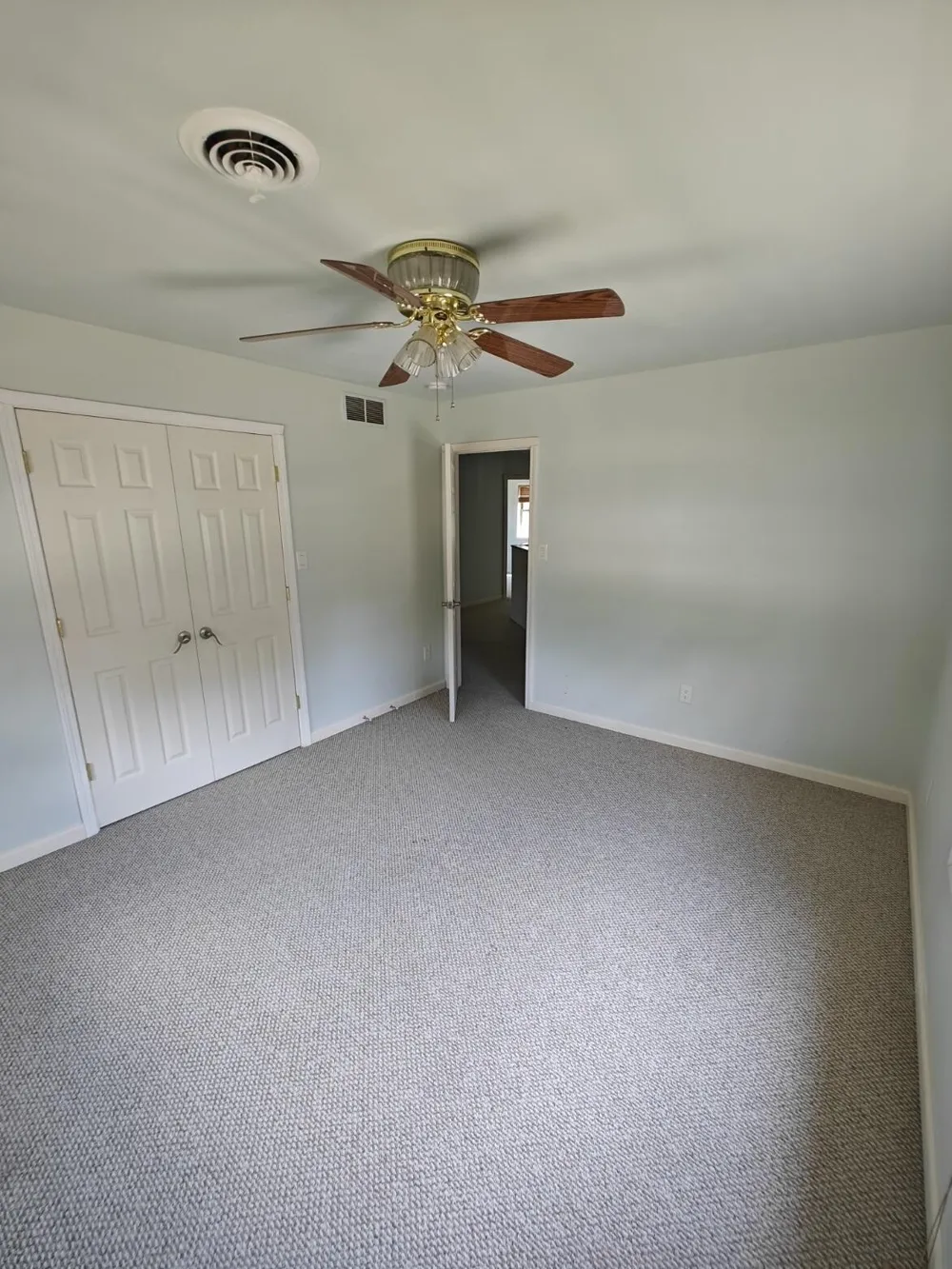 22301 Forest Avenue Cassopolis, MI 49031