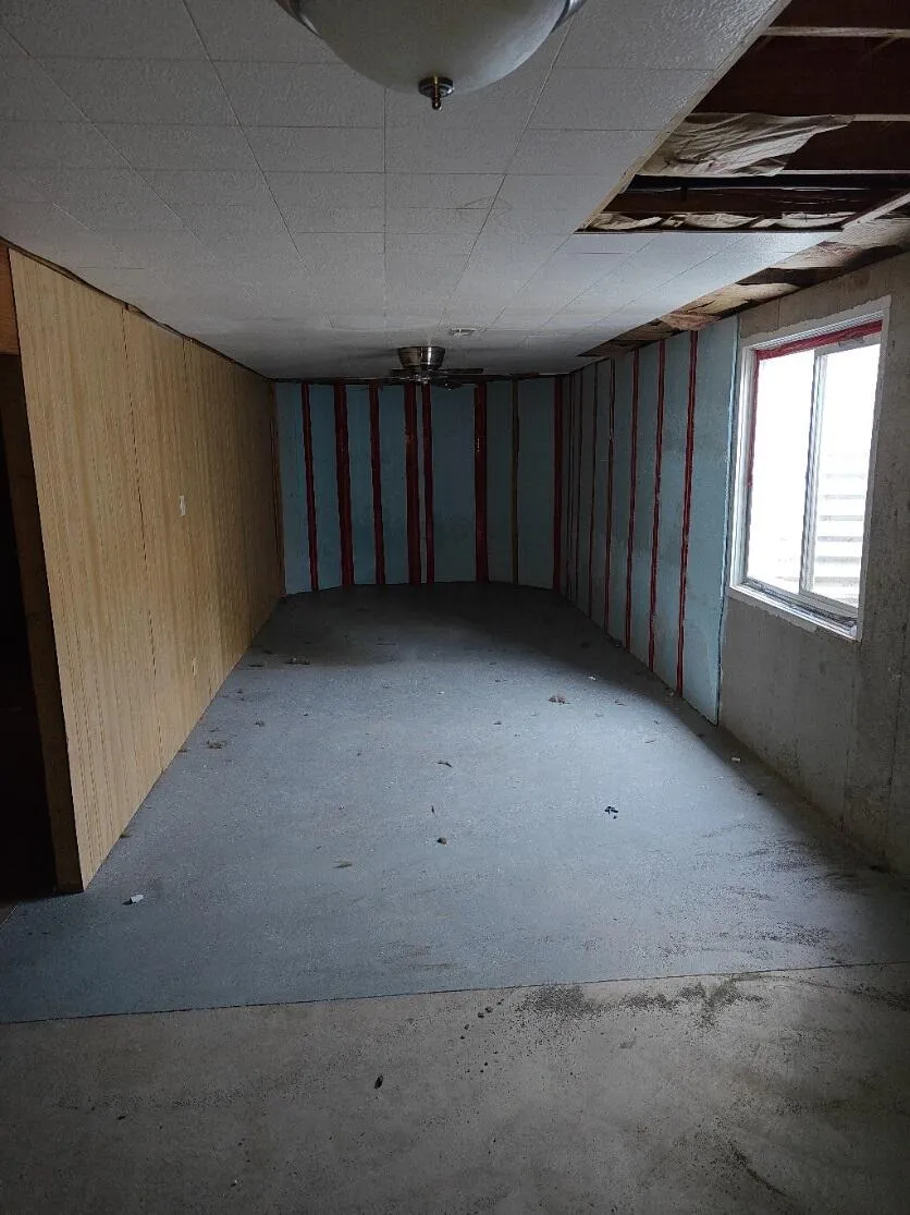22301 Forest Avenue Cassopolis, MI 49031