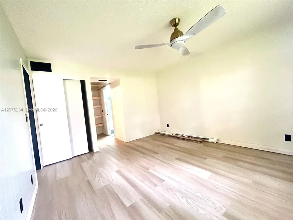 201 Berkley Rd #102 Hollywood, FL 33024