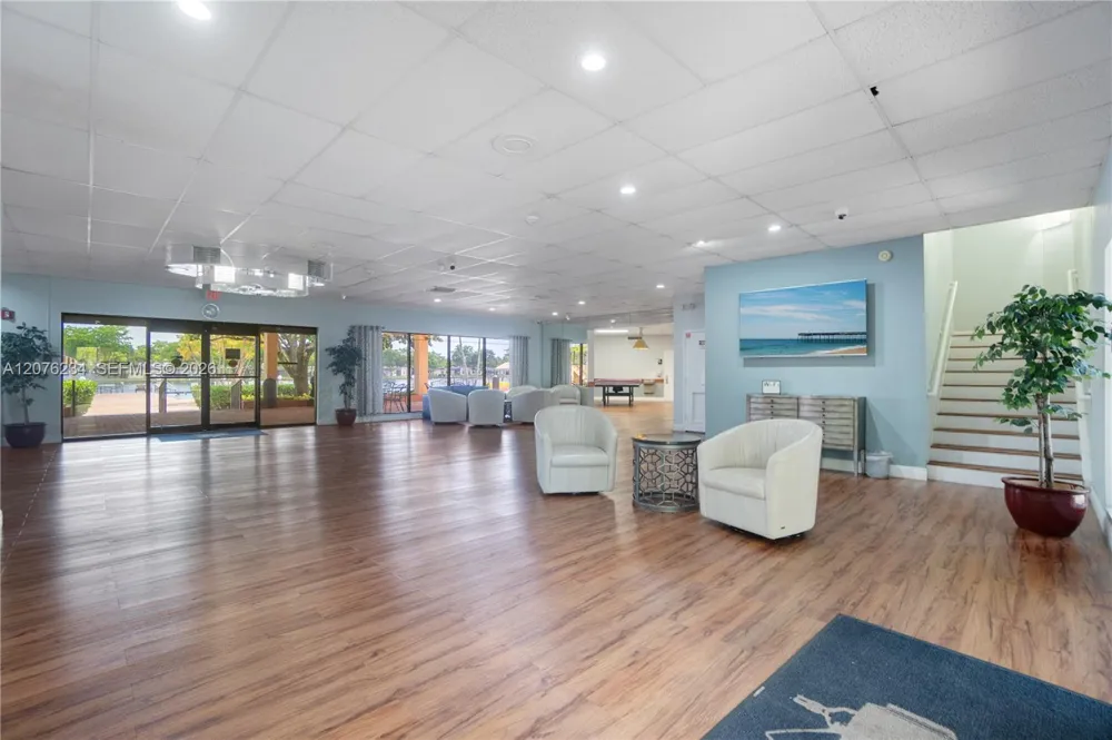 201 Berkley Rd #102 Hollywood, FL 33024