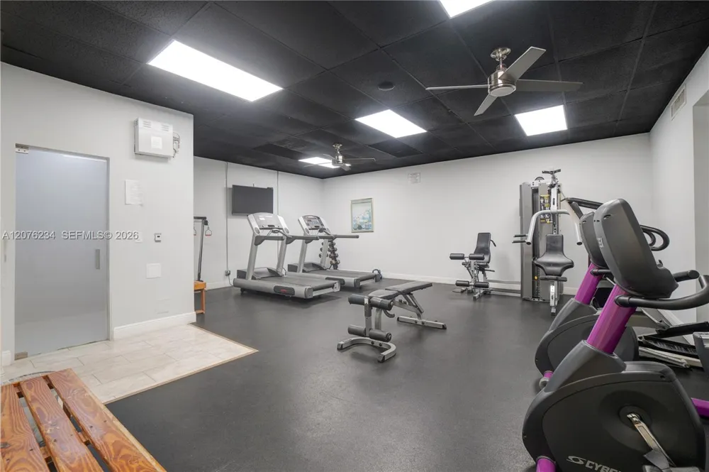 201 Berkley Rd #102 Hollywood, FL 33024