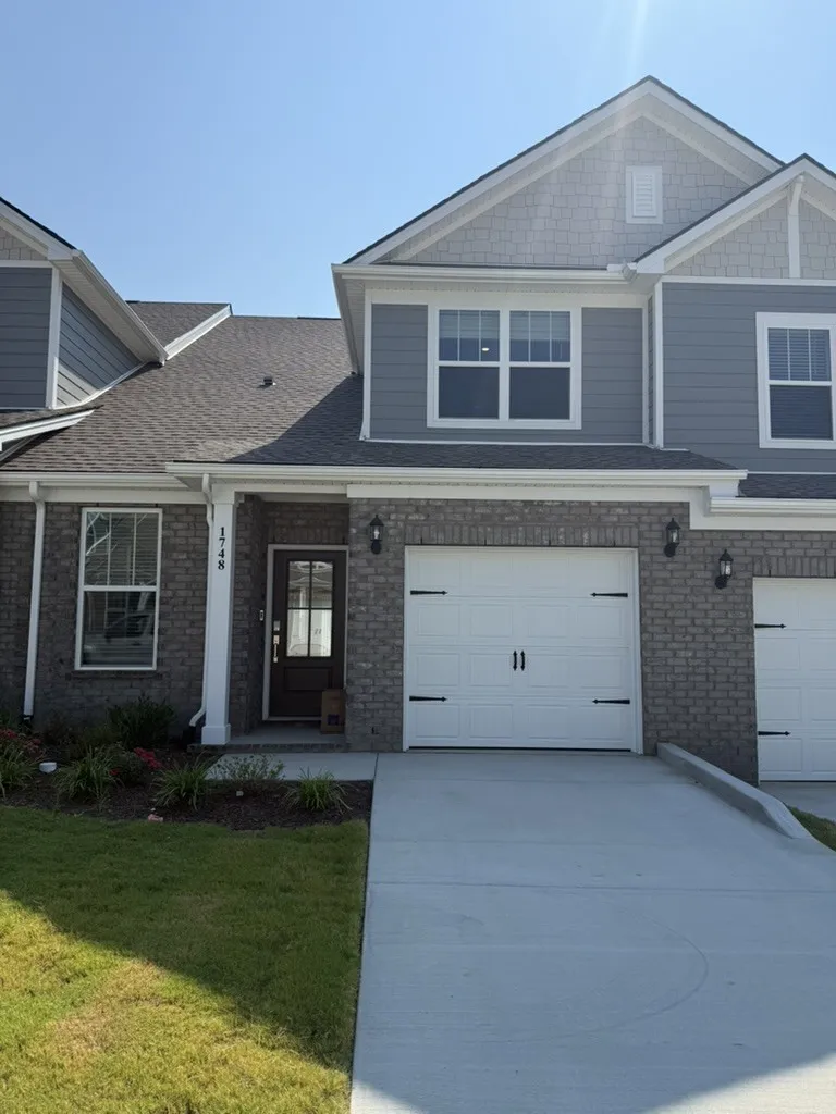 1748 Manuka Ln Columbia, TN 38401