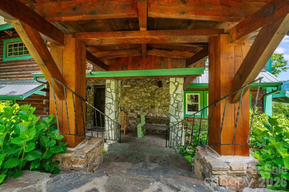 1185 Black Bear Drive Mars Hill, NC 28754