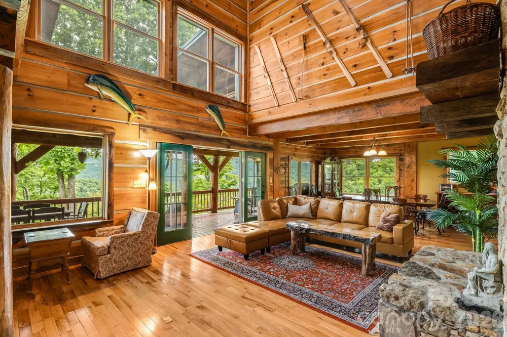 1185 Black Bear Drive Mars Hill, NC 28754