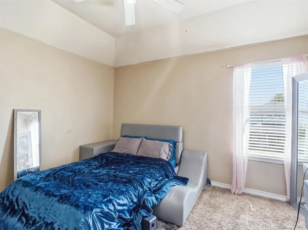 2159 Fair Weather Drive Lancaster, TX 75146