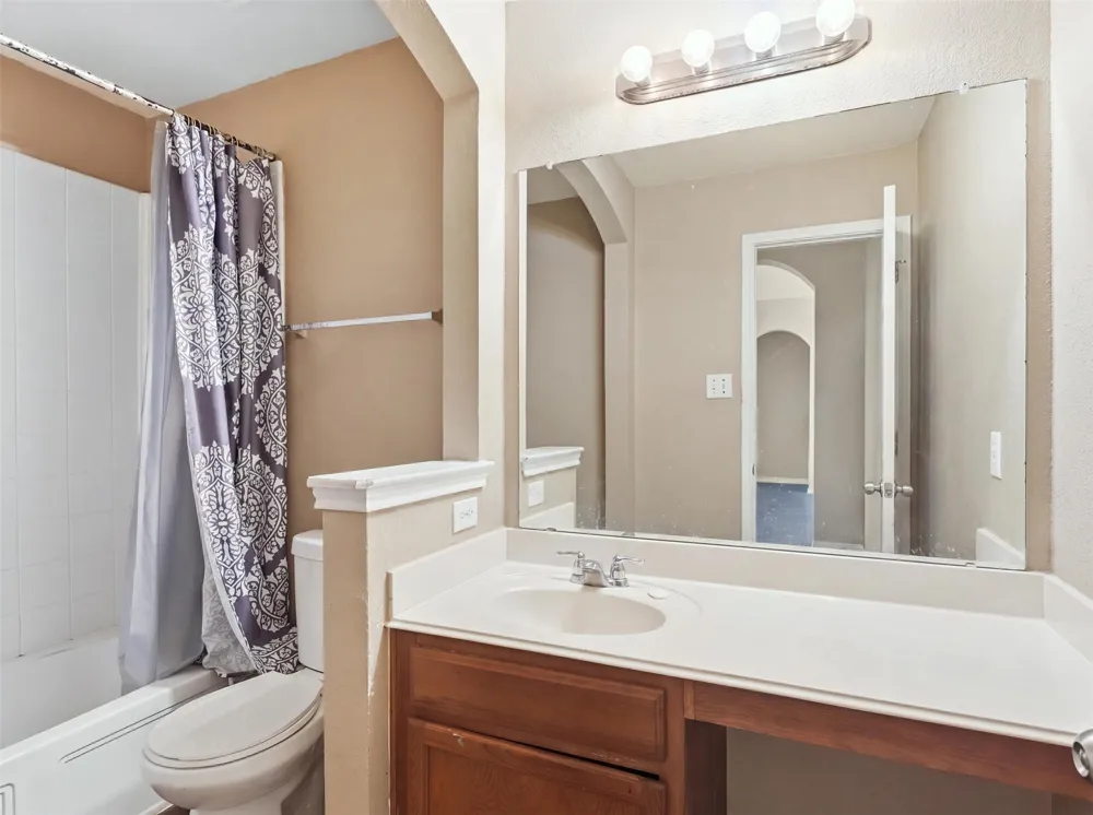 2159 Fair Weather Drive Lancaster, TX 75146