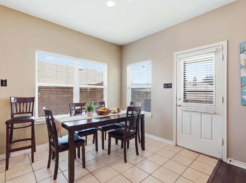 2159 Fair Weather Drive Lancaster, TX 75146