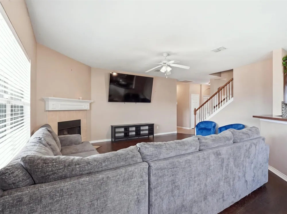 2159 Fair Weather Drive Lancaster, TX 75146