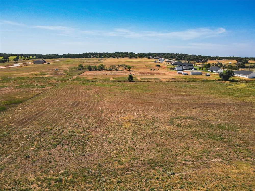 1160 Cottonwood Trail Poolville, TX 76487