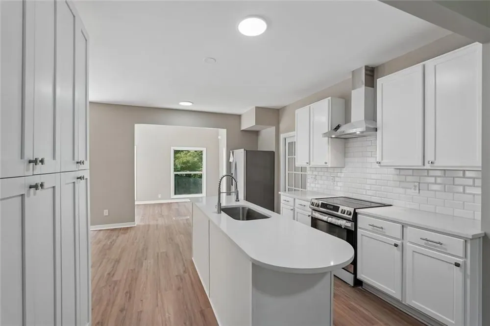 161 Lake Ridge Drive Newnan, GA 30263