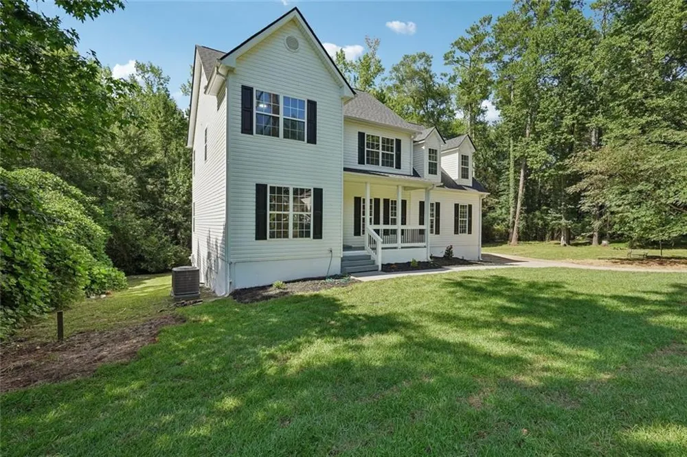 161 Lake Ridge Drive Newnan, GA 30263