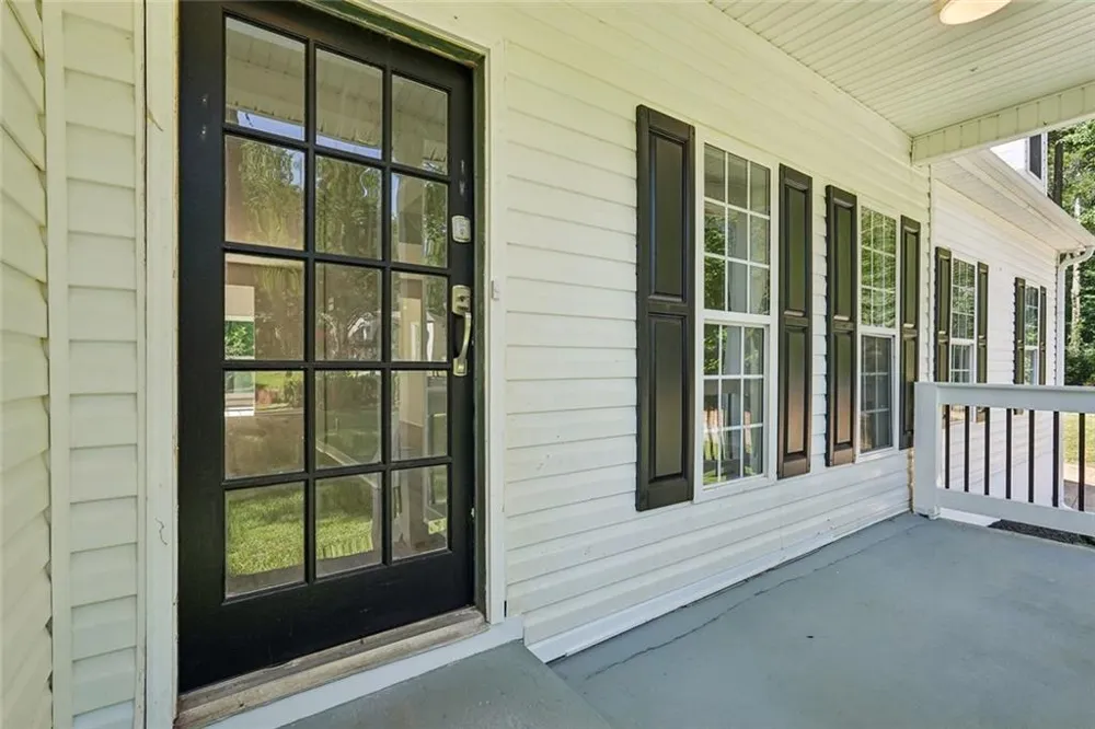 161 Lake Ridge Drive Newnan, GA 30263