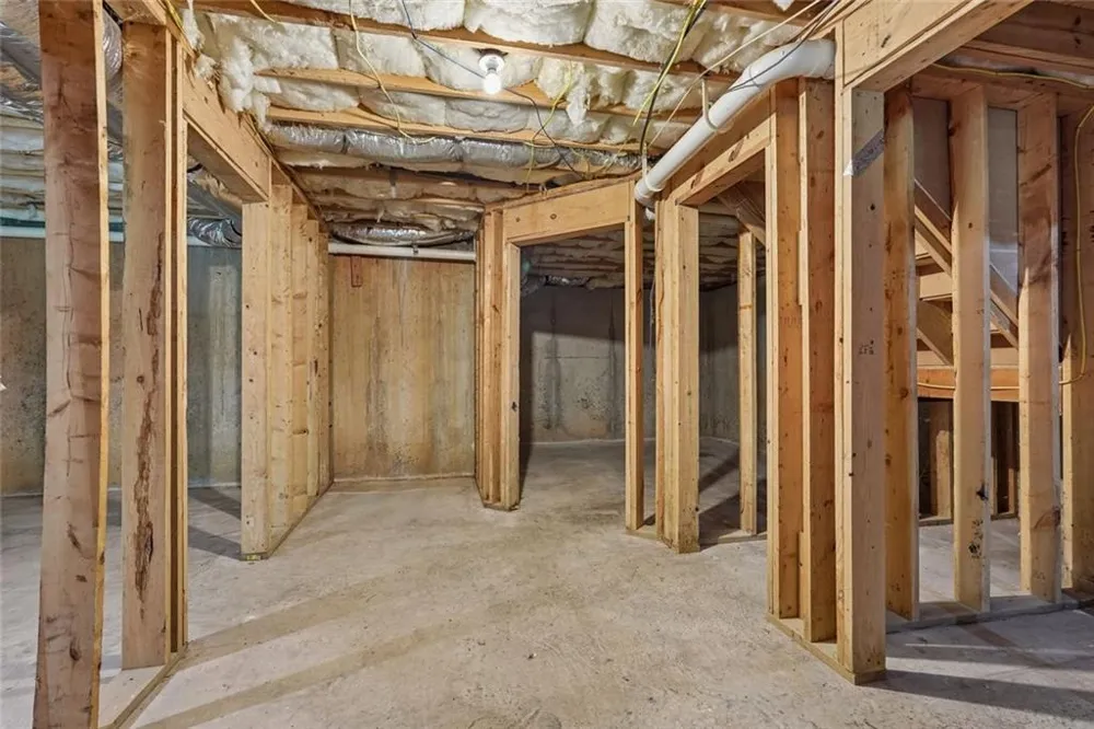 161 Lake Ridge Drive Newnan, GA 30263