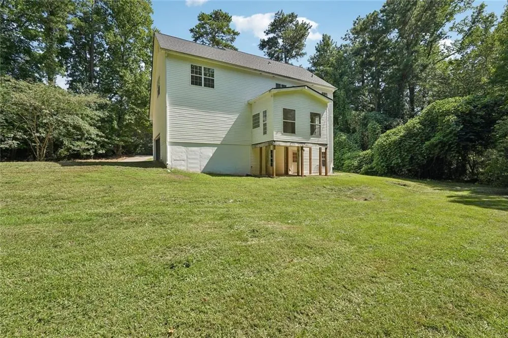 161 Lake Ridge Drive Newnan, GA 30263