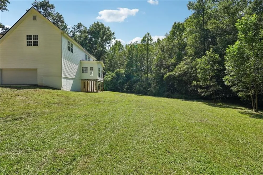 161 Lake Ridge Drive Newnan, GA 30263