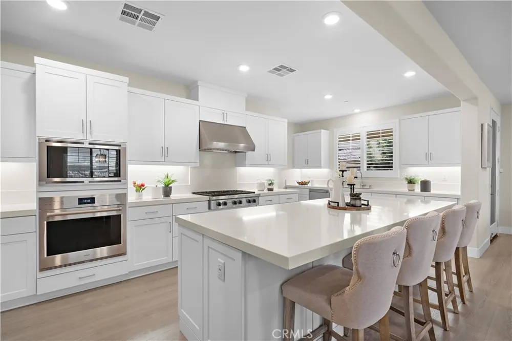 9832 Skylar Avenue Fountain Valley, CA 92708