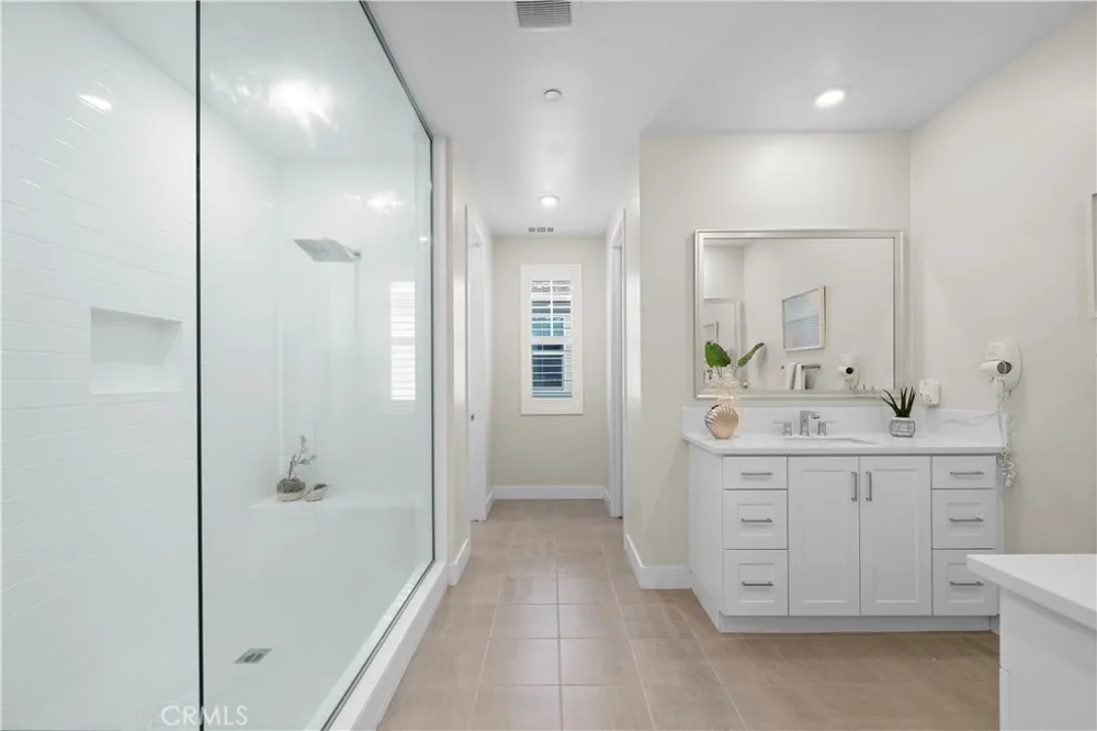 9832 Skylar Avenue Fountain Valley, CA 92708
