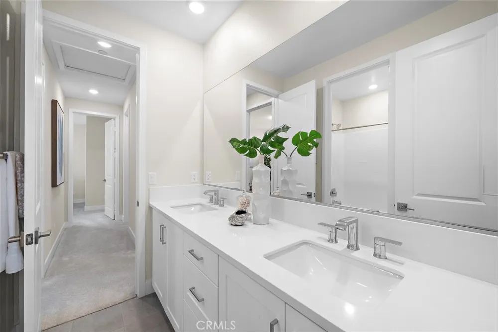 9832 Skylar Avenue Fountain Valley, CA 92708