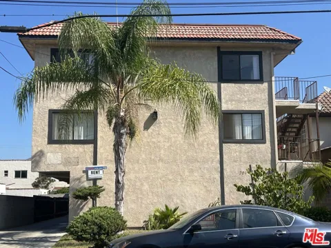 701 E Raleigh Street #4