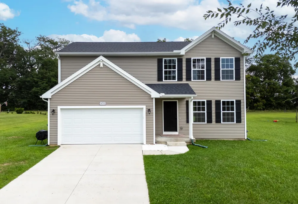 58705 Pond View Lane Three Rivers, MI 49093