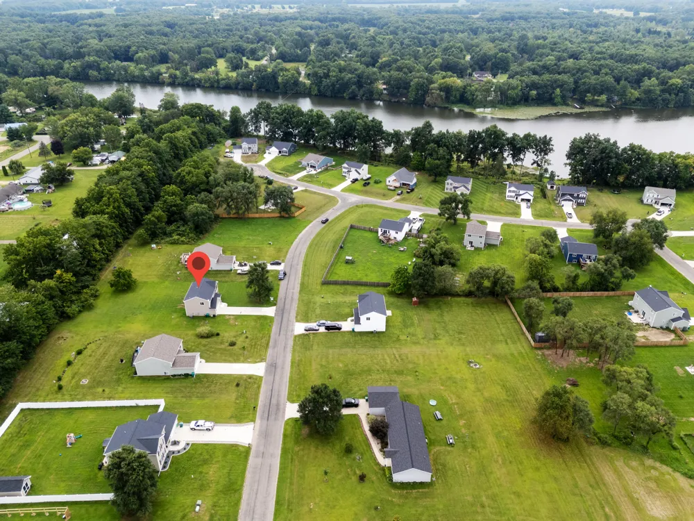 58705 Pond View Lane Three Rivers, MI 49093