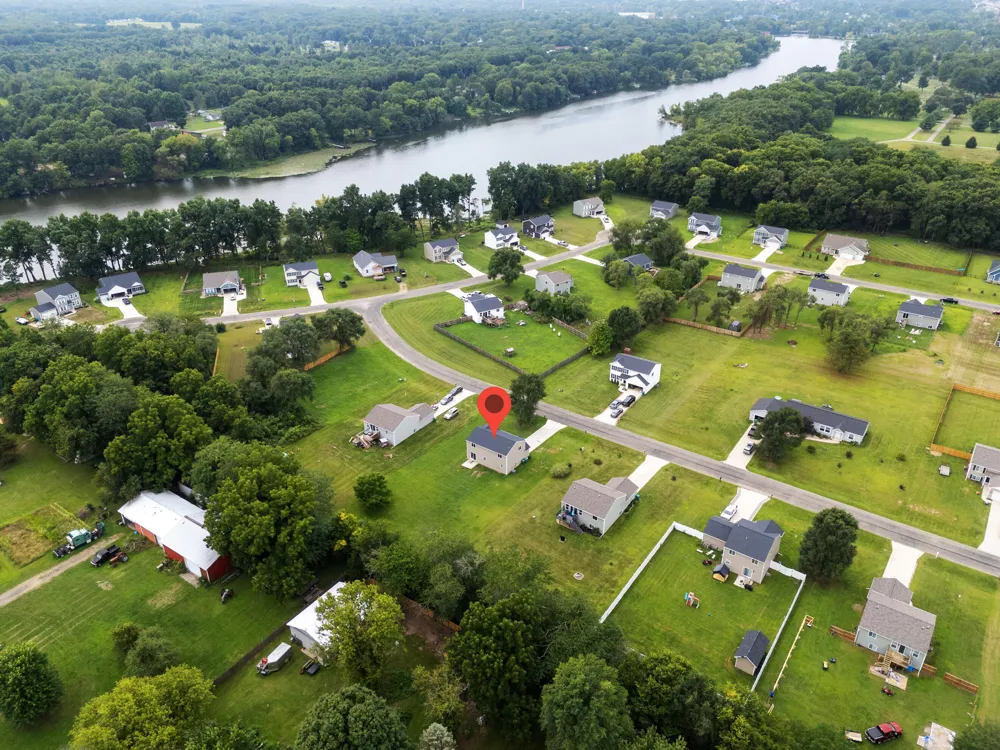 58705 Pond View Lane Three Rivers, MI 49093