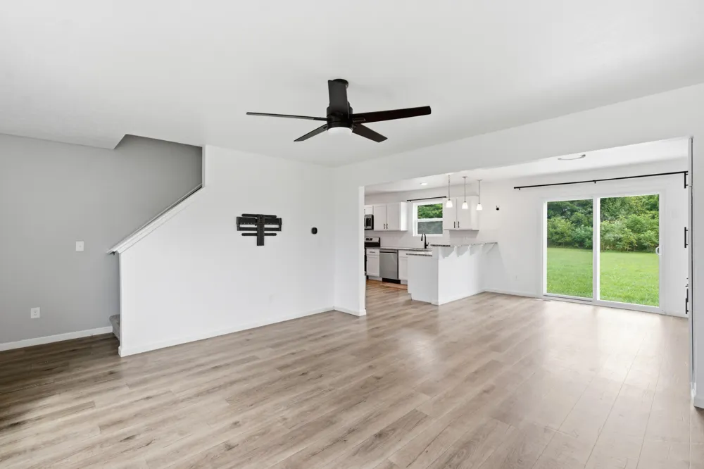 58705 Pond View Lane Three Rivers, MI 49093