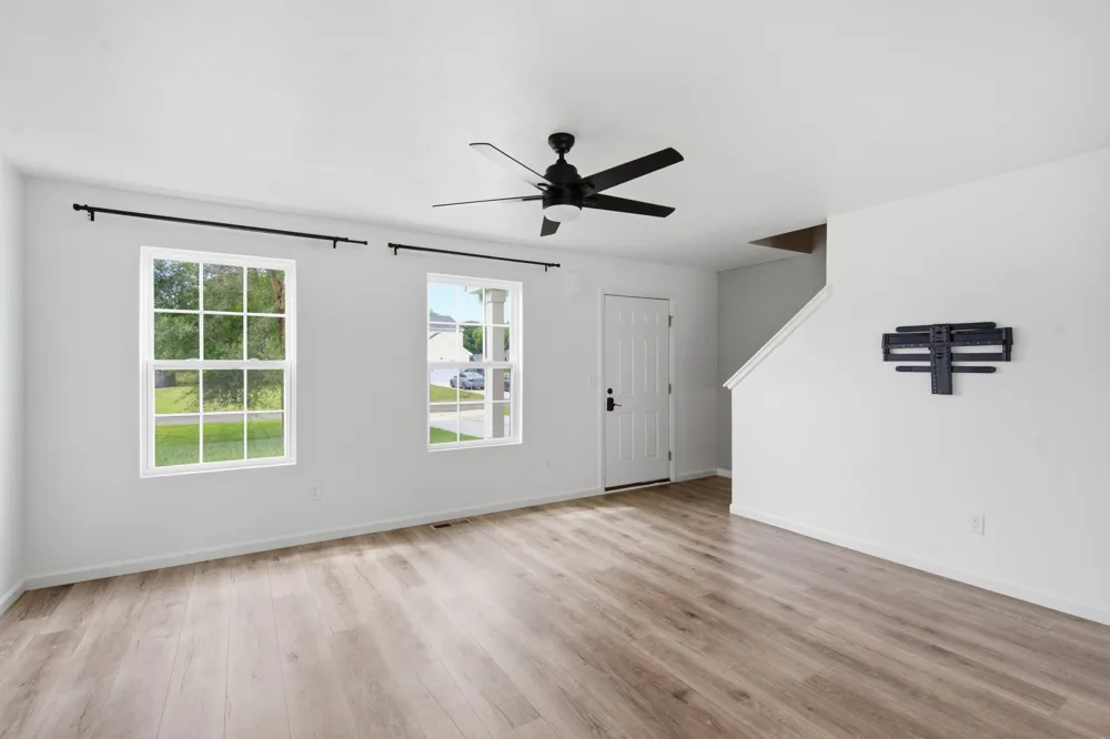 58705 Pond View Lane Three Rivers, MI 49093