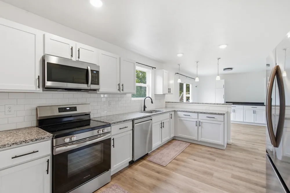 58705 Pond View Lane Three Rivers, MI 49093