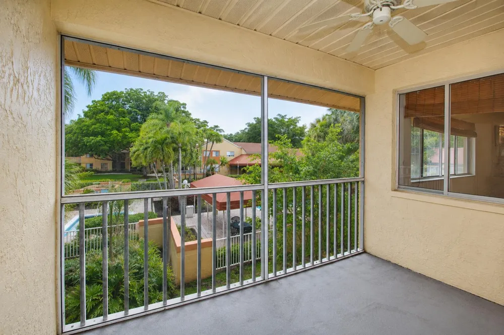 954 Coral Club Drive #954 Coral Springs, FL 33071