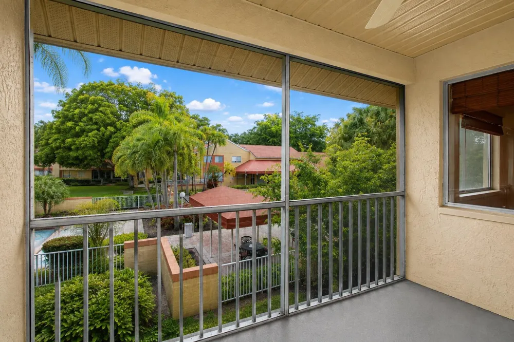 954 Coral Club Drive #954 Coral Springs, FL 33071