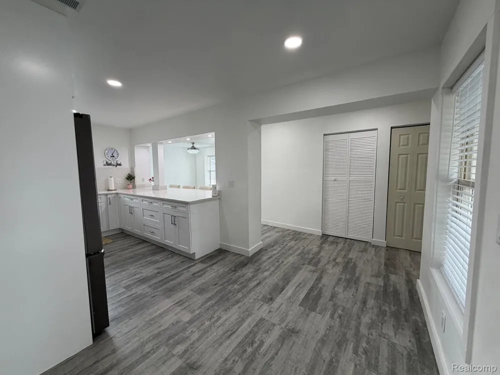 6180 E 5 Point Highway Hamlin Township, MI 48827