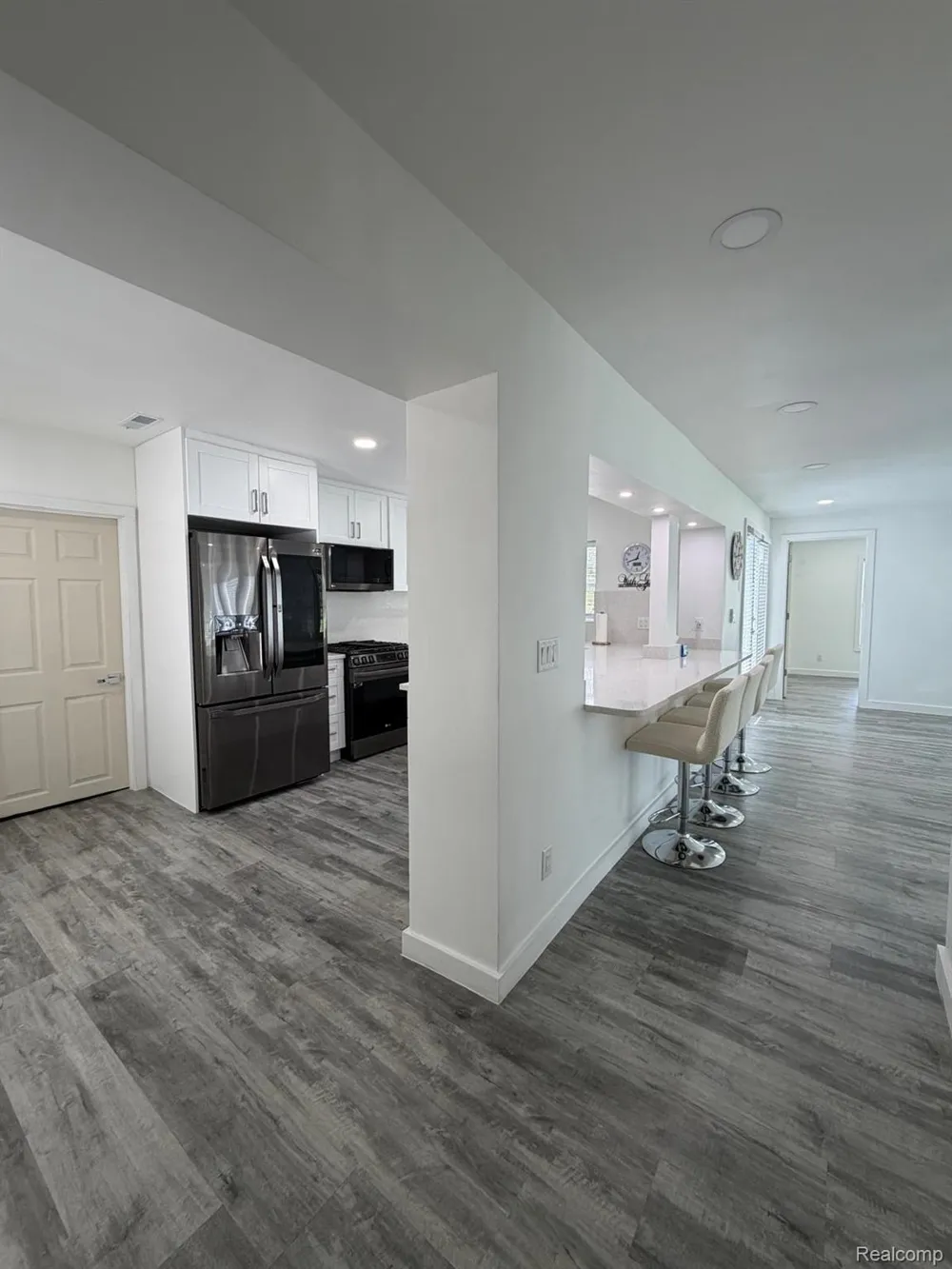 6180 E 5 Point Highway Hamlin Township, MI 48827