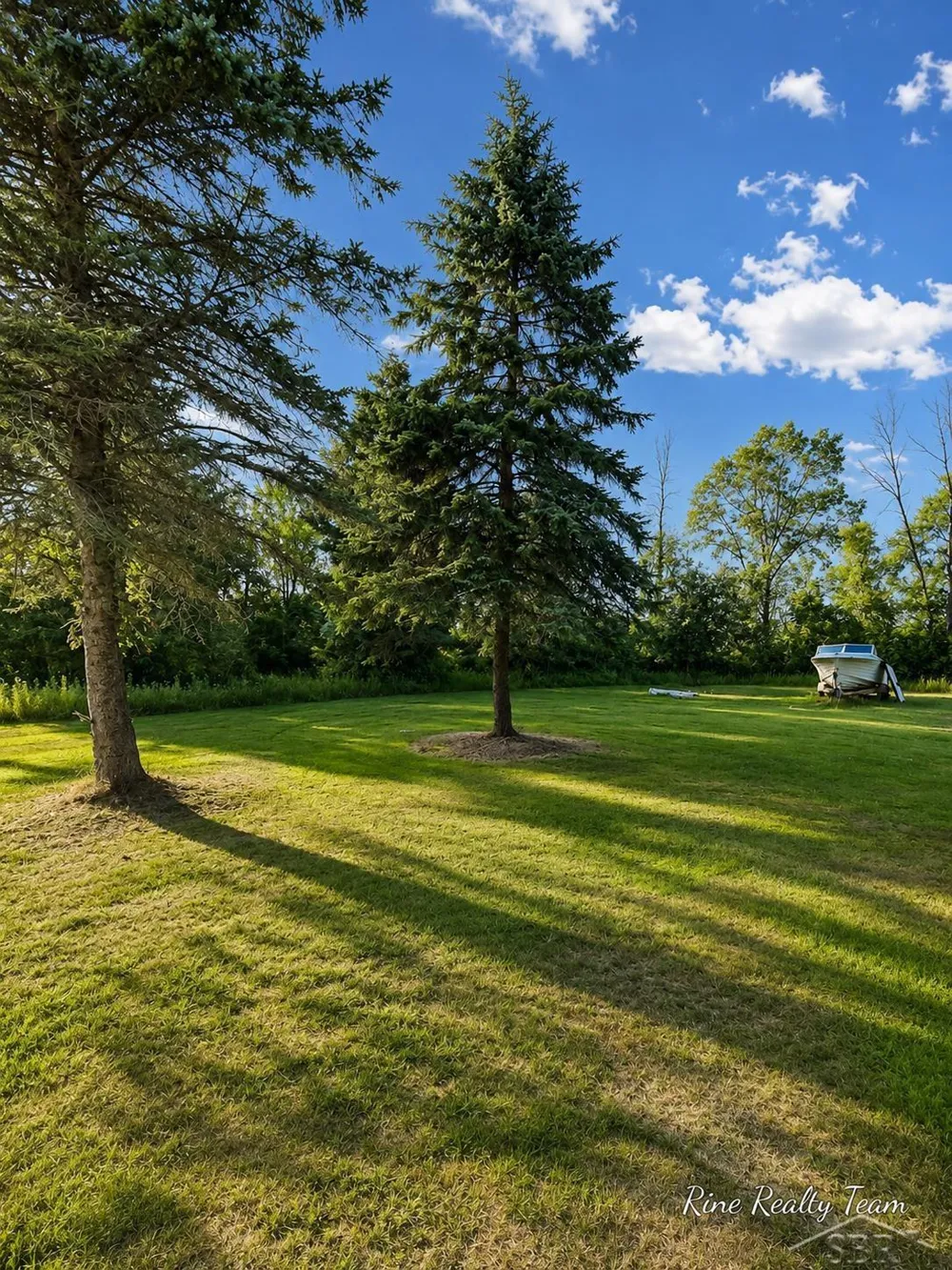 2561 E Manor Road Au Gres Township, MI 48703