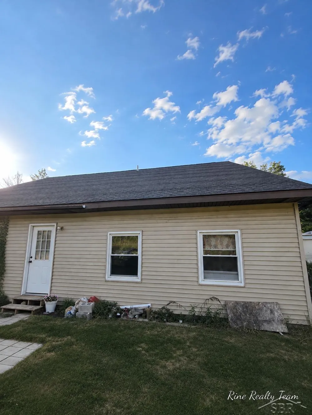 2561 E Manor Road Au Gres Township, MI 48703