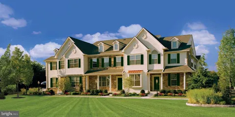 1003 BLACKBERRY COURT