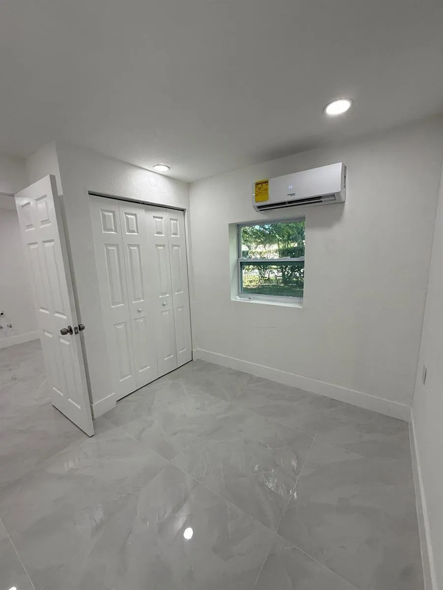 4400 SW 36TH STREET West Park, FL 33023